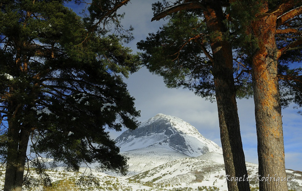 Vista del Pico Espigüete desde Valverde de la Sierra